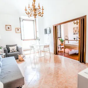 house-orti.it-romehotels.com/